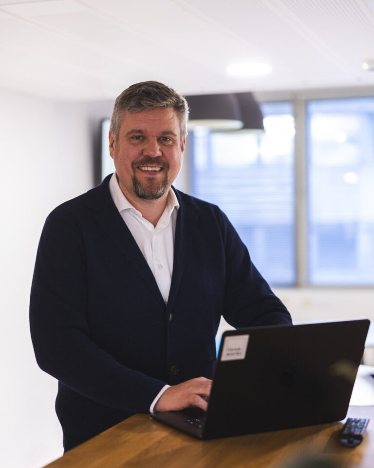 Emil Korhonen vakuutusasiantuntija